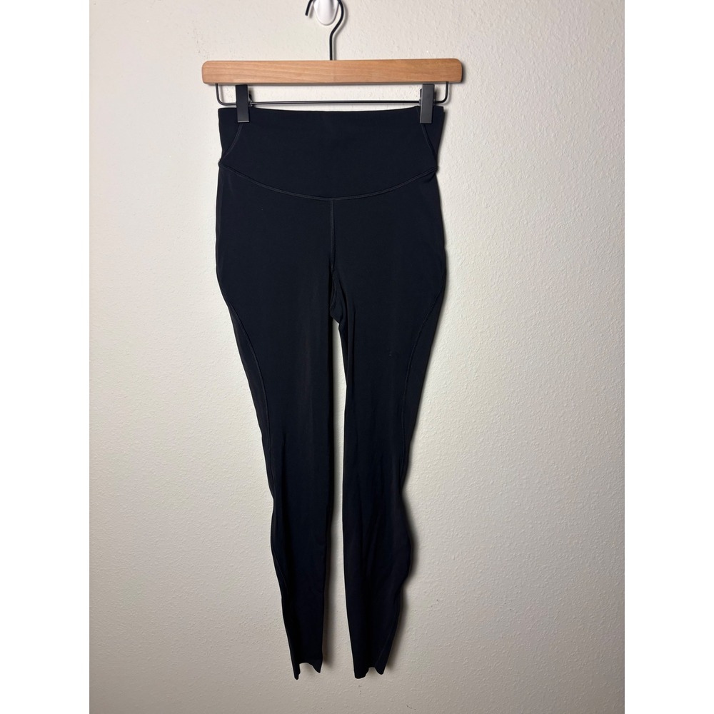 Lululemon Base Pace High-Rise Tight 28"
Black
